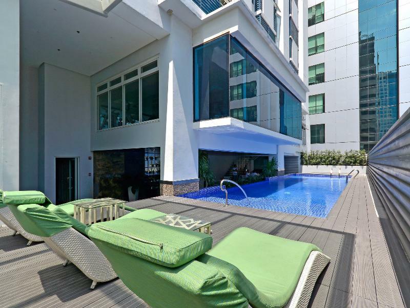 Currency Serviced Suites Pasig City Eksteriør bilde