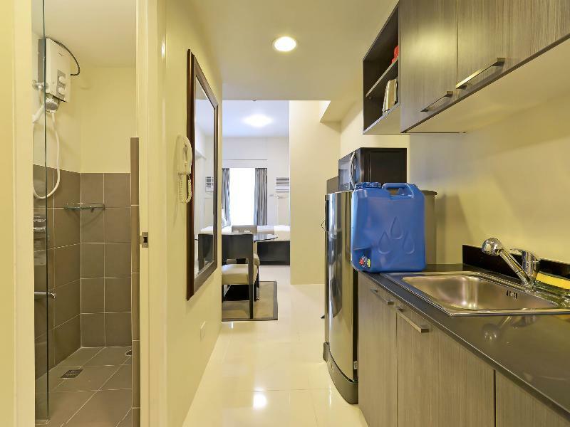 Currency Serviced Suites Pasig City Eksteriør bilde